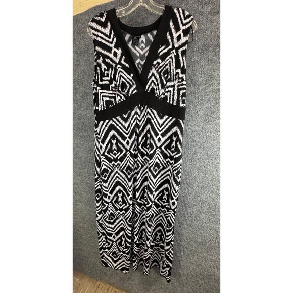 EN FOCUS  woman’s size 16 W 95% polyester 100% spandex, Black and white Maxi dre - Picture 13 of 16